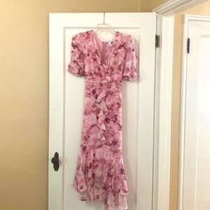 Beautiful Floral Dress Size Small - Vicky and Lucas designer dress